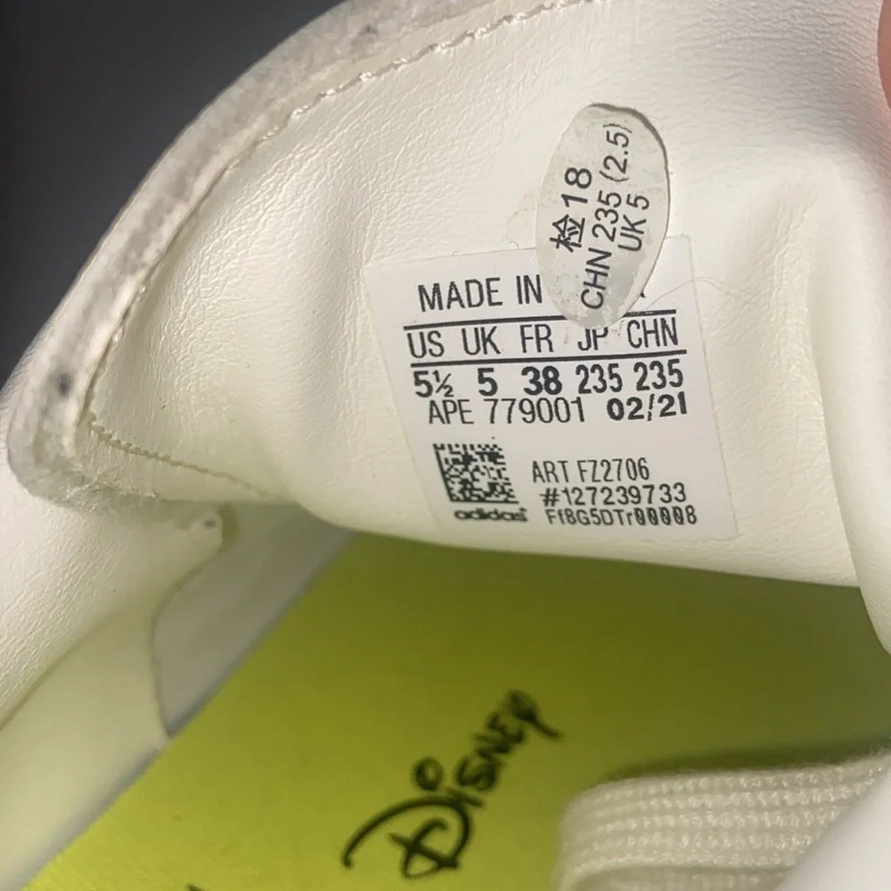 Adidas Stan Smith White and Green Monsters Inc. Men’s Size 5.5